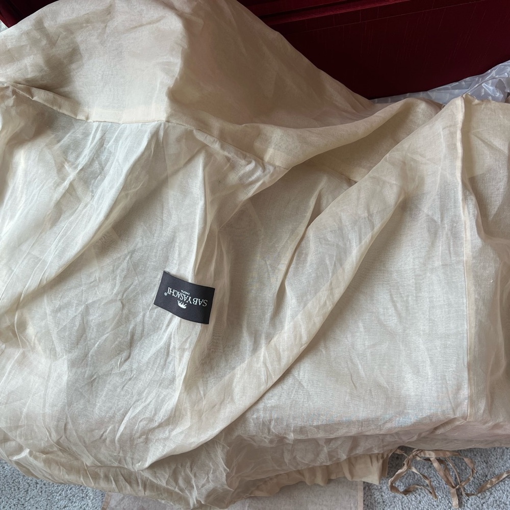 Sabyasachi floral lehenga - Picture 13 of 13